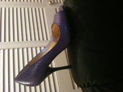 Show me your shoes, please