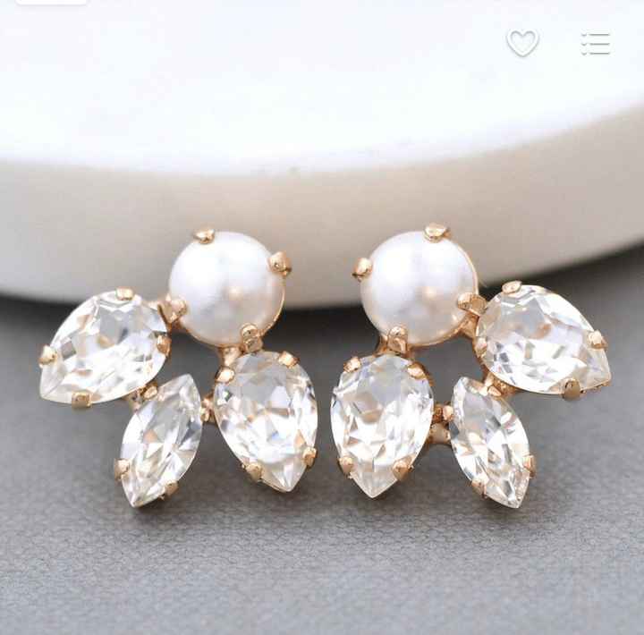 What jewelry with my dress? - 1