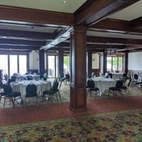 Dressing up my indoor reception space - need ideas - 3