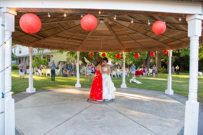 Ideas for Hawaiian Themed Wedding - 4