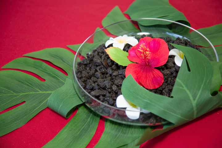 Ideas for Hawaiian Themed Wedding - 2