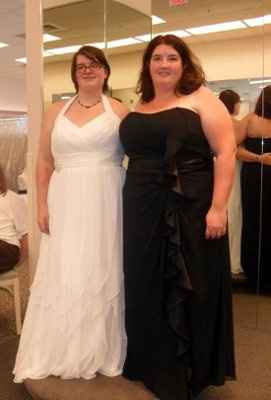 I found the DRESS!!!!! More Pics
