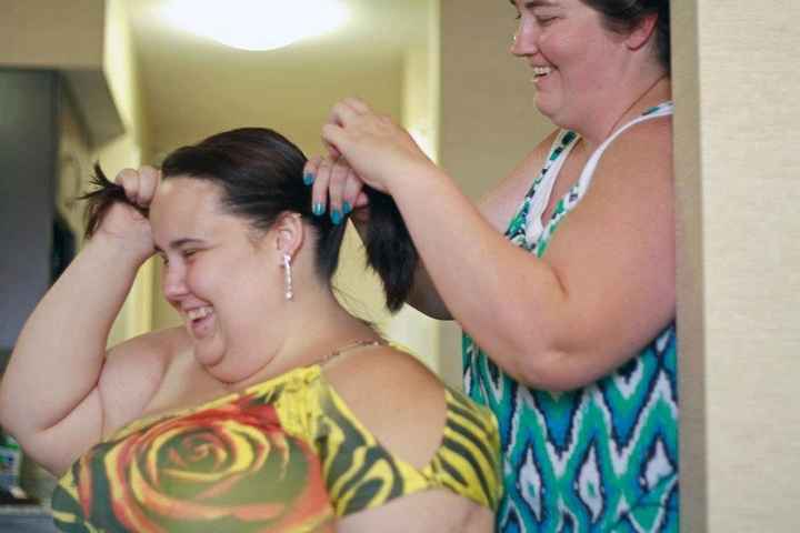 hey ladies, show me your..