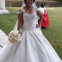 Does your wedding dress have lace, beading, or both? - 1