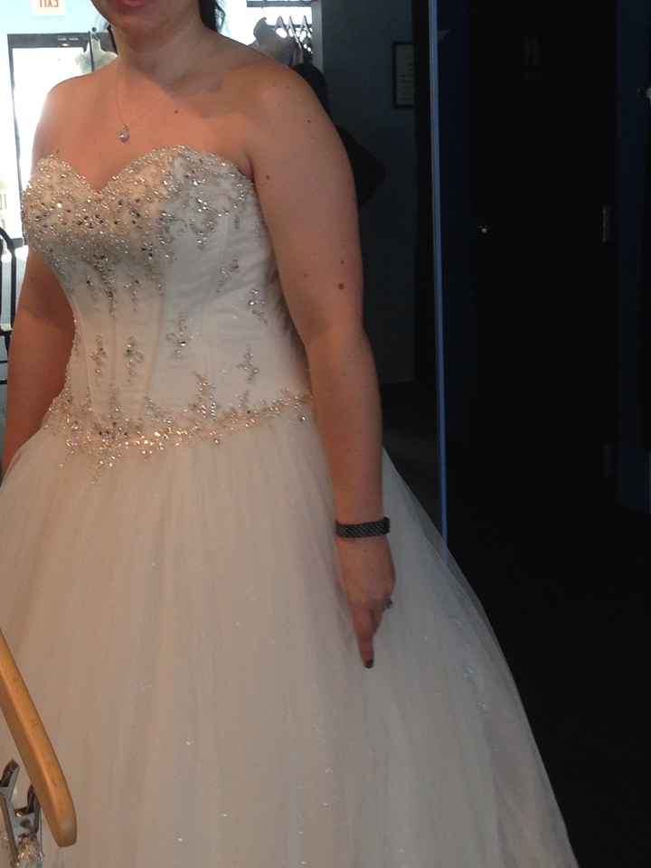 Show me your gown!
