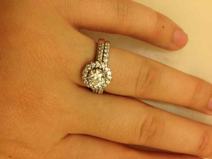 Ladies with halo rings…what does your wedding band look like?