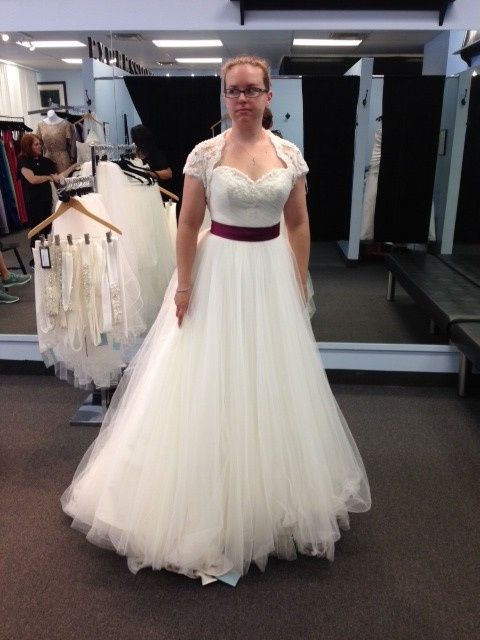 Vote on Dresses, Please :)