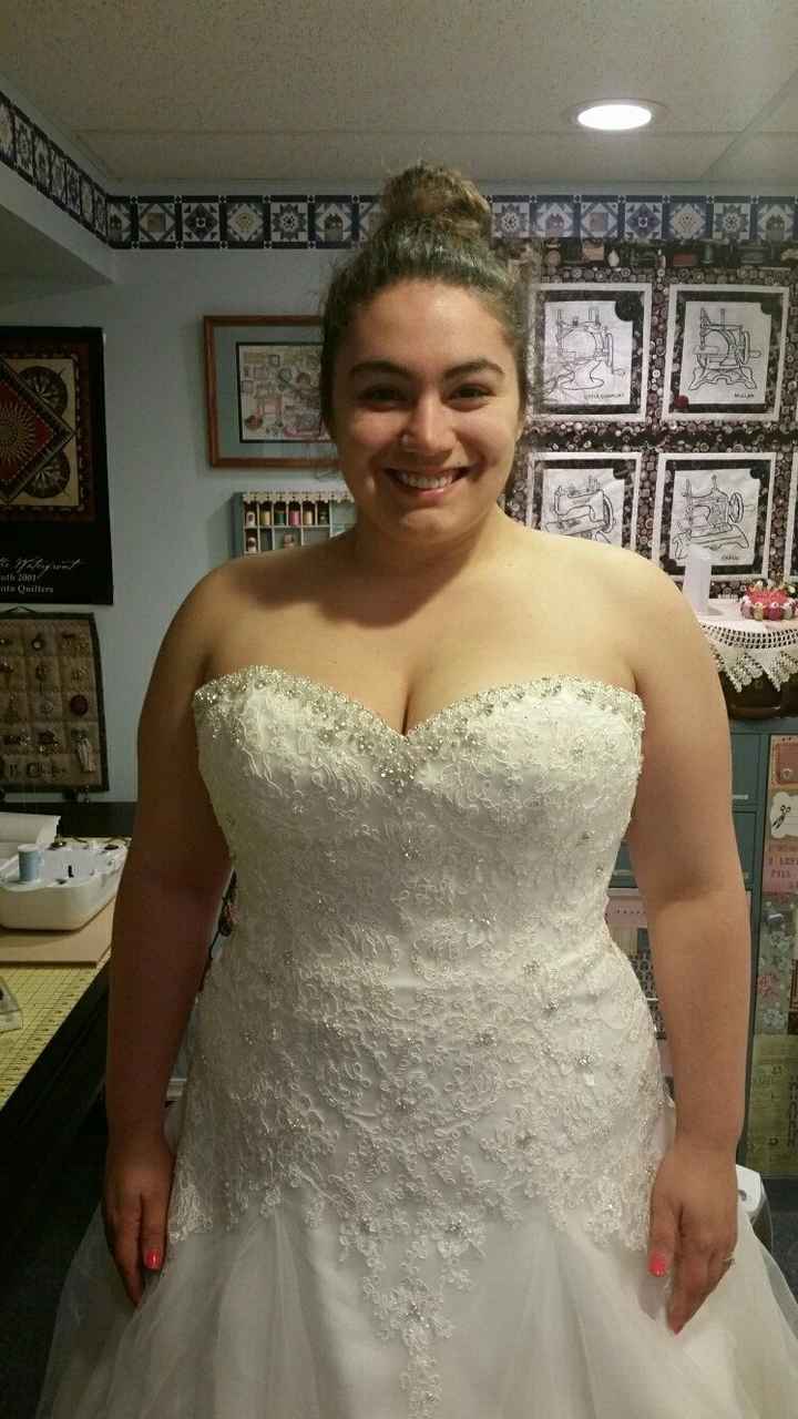 After a lot of trial and error, fuss and stress, my tailor decided to sew a  bra I know fits me into my wedding dress. 🤣 : r/bigboobproblems