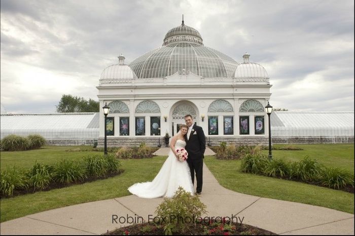 I'm married and have pictures!!!! :)