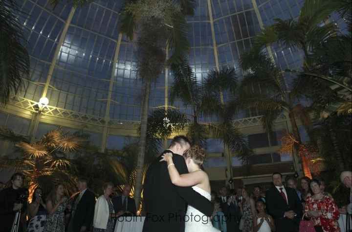 I'm married and have pictures!!!! :)