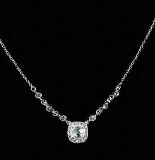 Necklace Help!