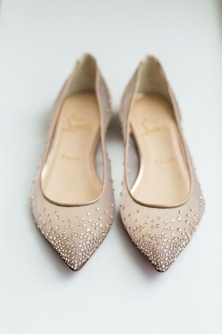 Shoes: White or Colorful? - 1