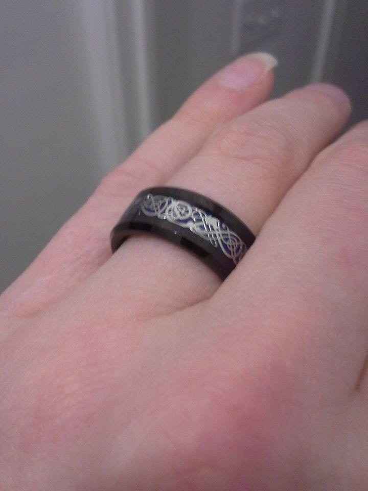 <3 my Engagement Ring!