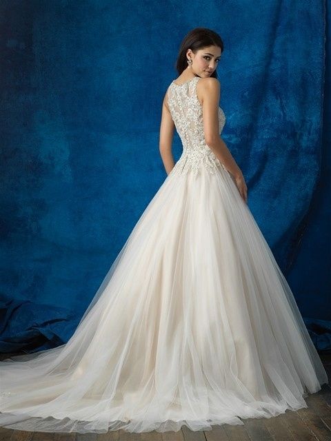 Let's see your dresses!