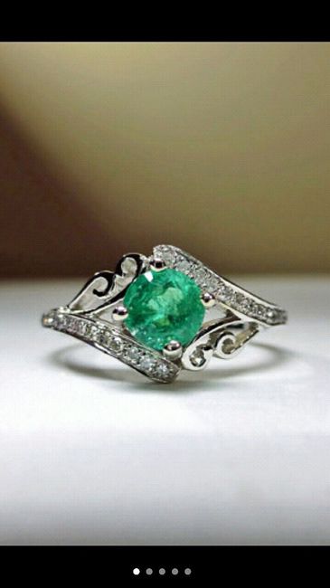 What kind of wedding band would go with this?