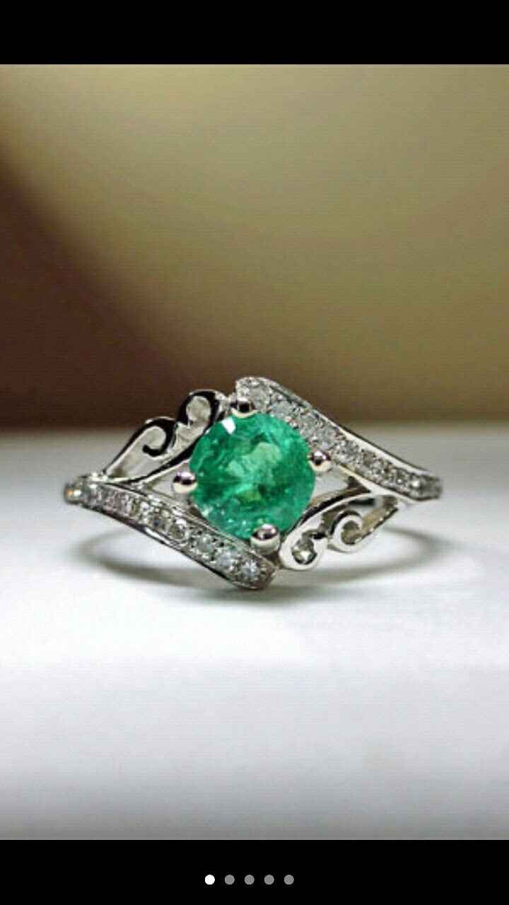 What kind of wedding band would go with this?