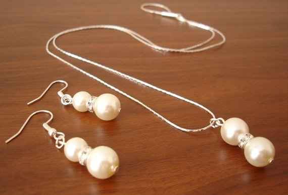 Wedding day jewelery