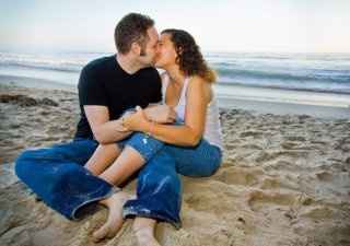 Engagement shoot ~Pics~ Added more :)