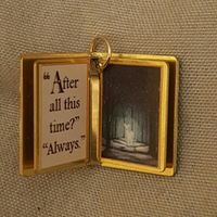 SPIN OFF: Nerdy wedding touches