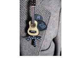 Boutonniere not matching theme