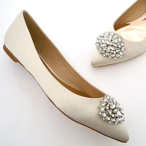 Flat bridal shoes? 6