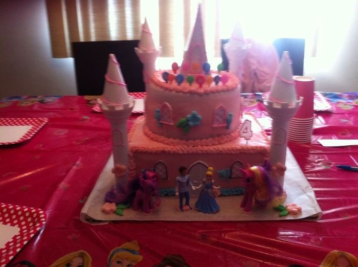 Is anyone thinking of making their own wedding cake?