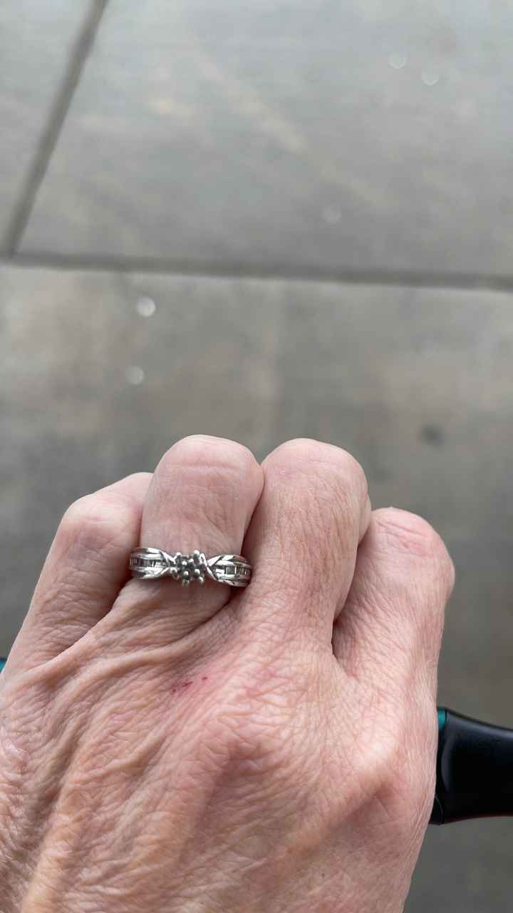 2023 Brides - Show us your ring! - 1