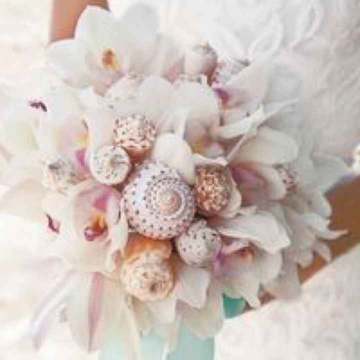 Bridal bouquet with seashells