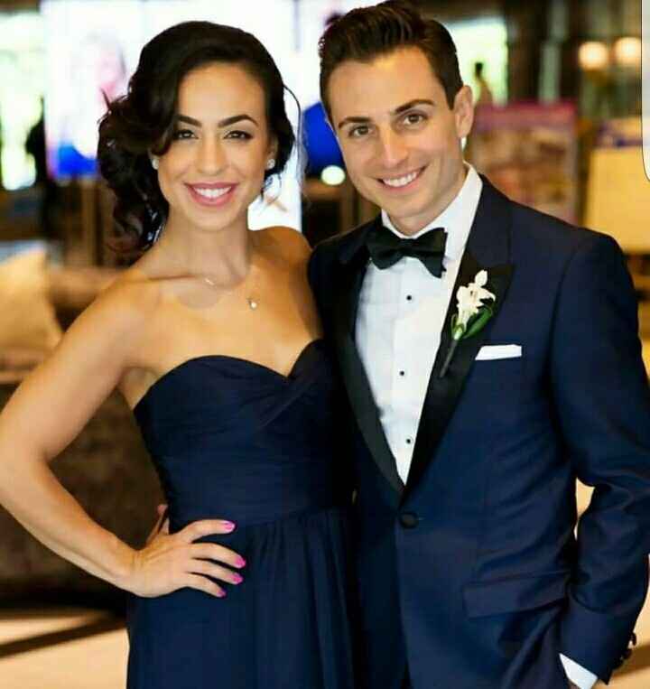 Navy and Fuschia wedding- Groomsmen help