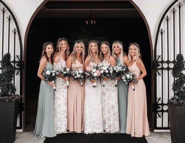 Keep or Cancel: Matching Bridesmaids Dresses? 1