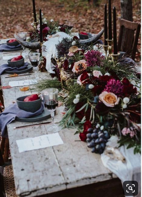 Circular table centerpieces 4