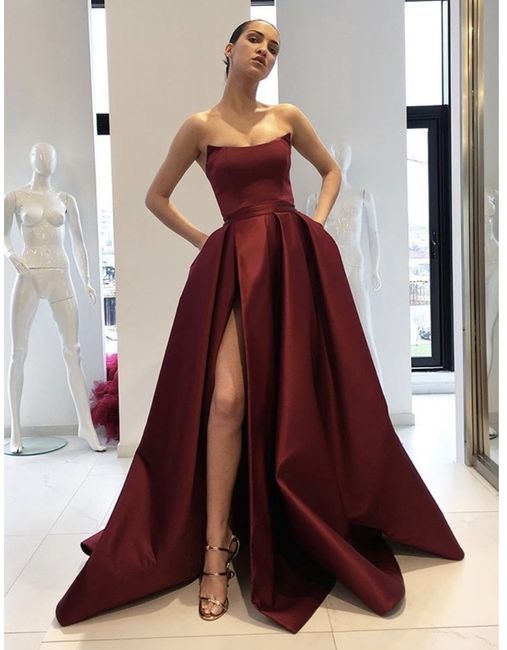 Added Slit to Ballgown 3