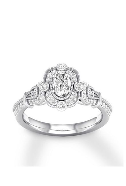 i want to see your engagement rings! 12