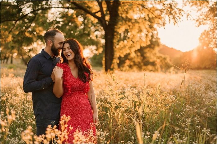 Outfits for Engagement Photos 4