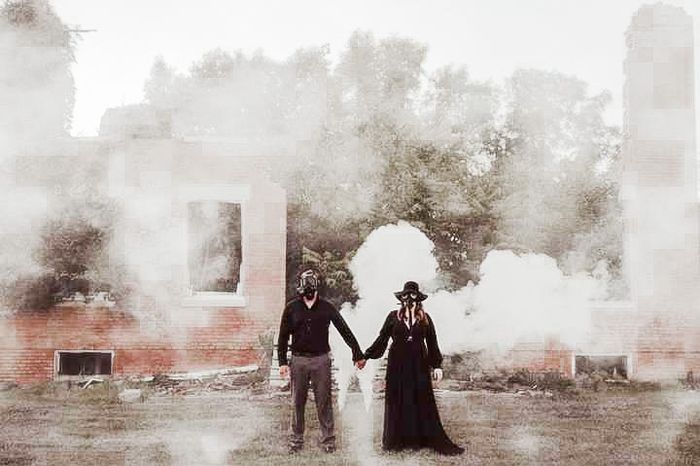 Favorite engagement pictures! 9