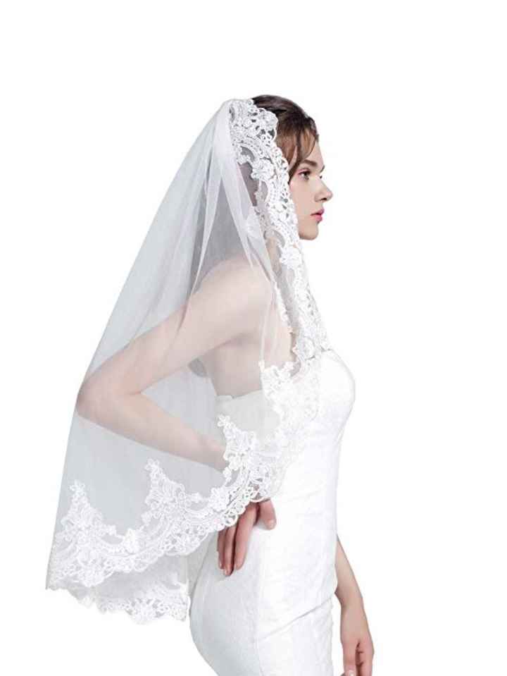 Ivory mantilla veil