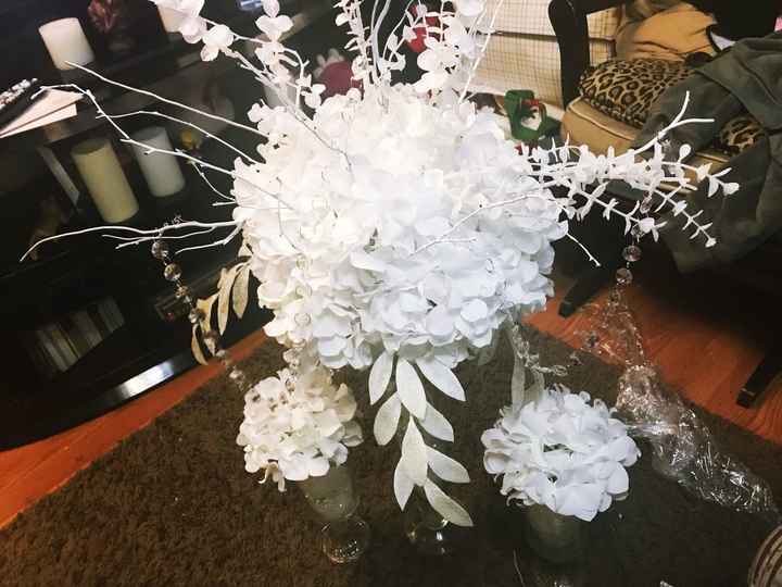 Centerpiece help