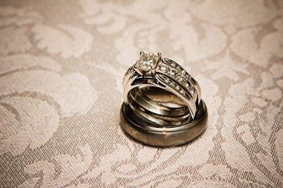 My day turned into a bummer... show me your rings/dresses to cheer me up please!