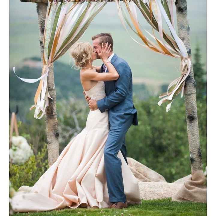 How vital is an arch or altar? What if it's flowerless?