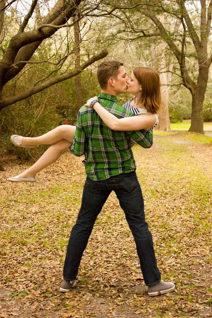Show me your favorite engagement picture/pose...