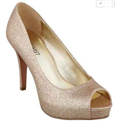 I got my shoes!!.....Glitter and stilettos!