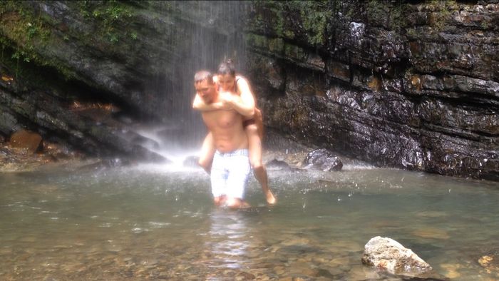 NWR: Favorite Vaca Photos w/ your S/O!