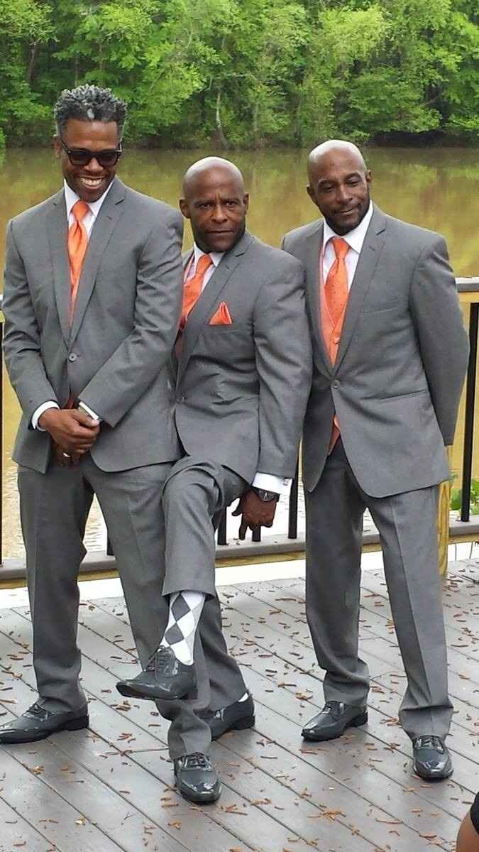 Back and MARRIED!! BAM!!