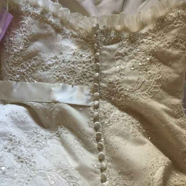 Wedding dress help!