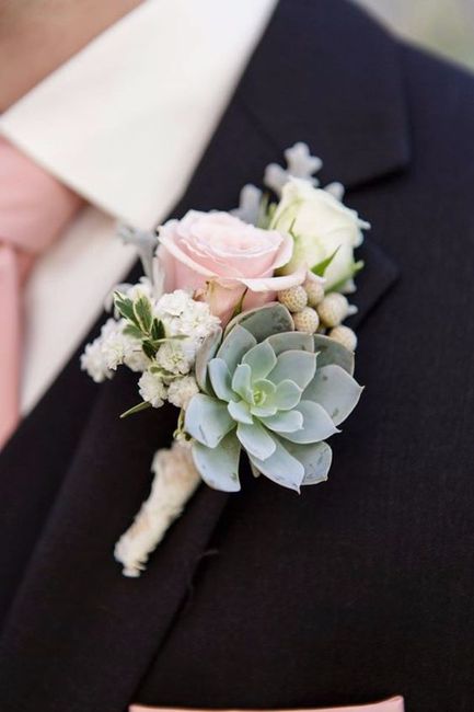 Succulent Boutonnière 