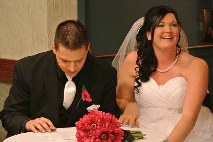 Back and Now a MARRIED WOMAN!!!!!!! *Pics