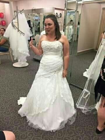 Let's see your lace wedding dresses!