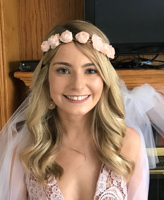 and for reference - here is a picture where I felt really pretty at my bridal shower last weekend! 