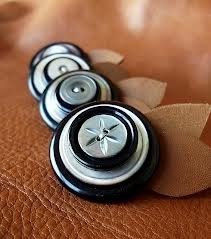 boutonniere help!!