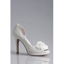 Help me find shoes like these for less $